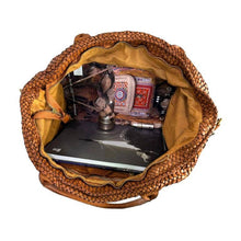 Load image into Gallery viewer, Brown Vintage Style Washed Leather Shopper Bag