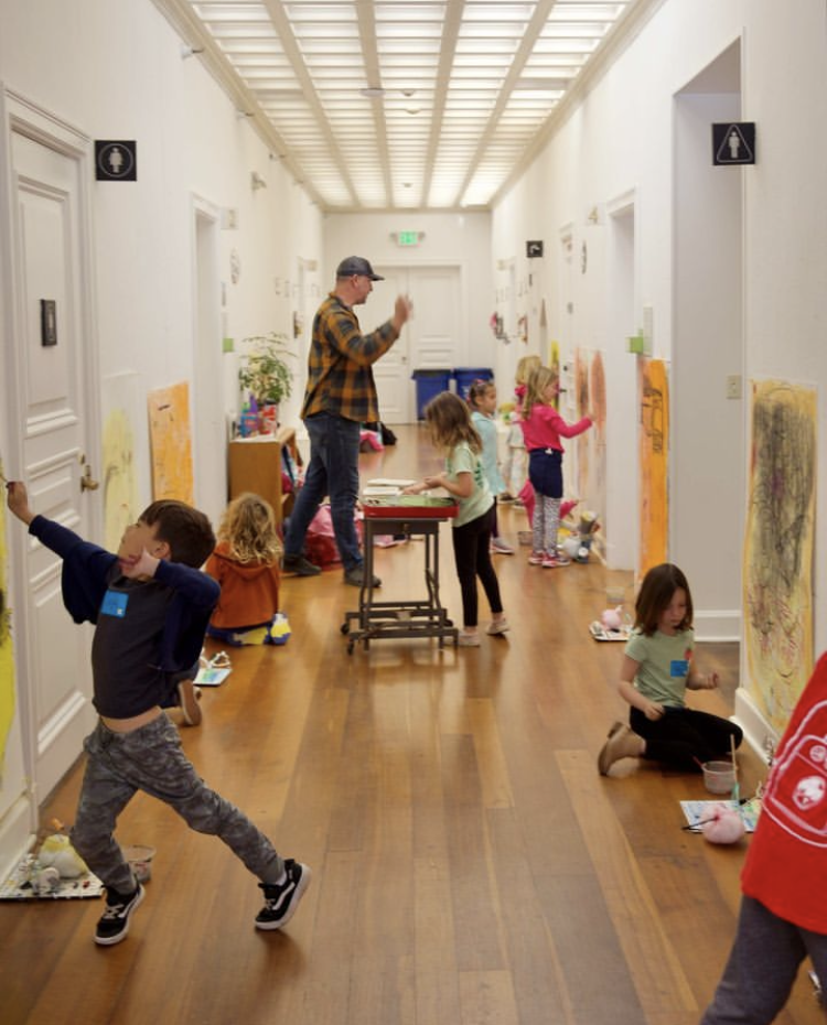 Kids creating art at the Santa Barbara Museum of Art 