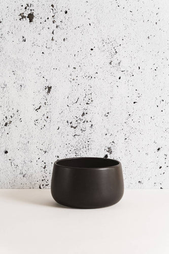 Black Stoneware Serving Bowl | Ewa 68 oz
