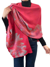 Load image into Gallery viewer, Pink / Gray Reversible Rose Short – Loop Wrap Collection